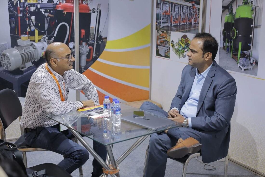 One-to-one business meeting at a stand